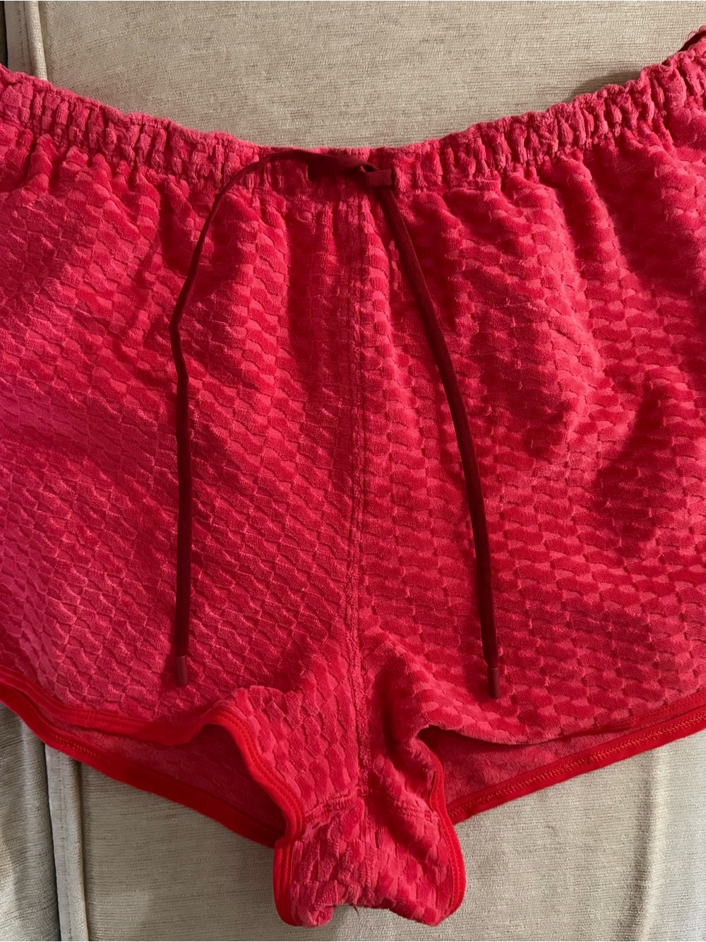 Lululemon red velvet tennis Textured Red Lounge Shorts
